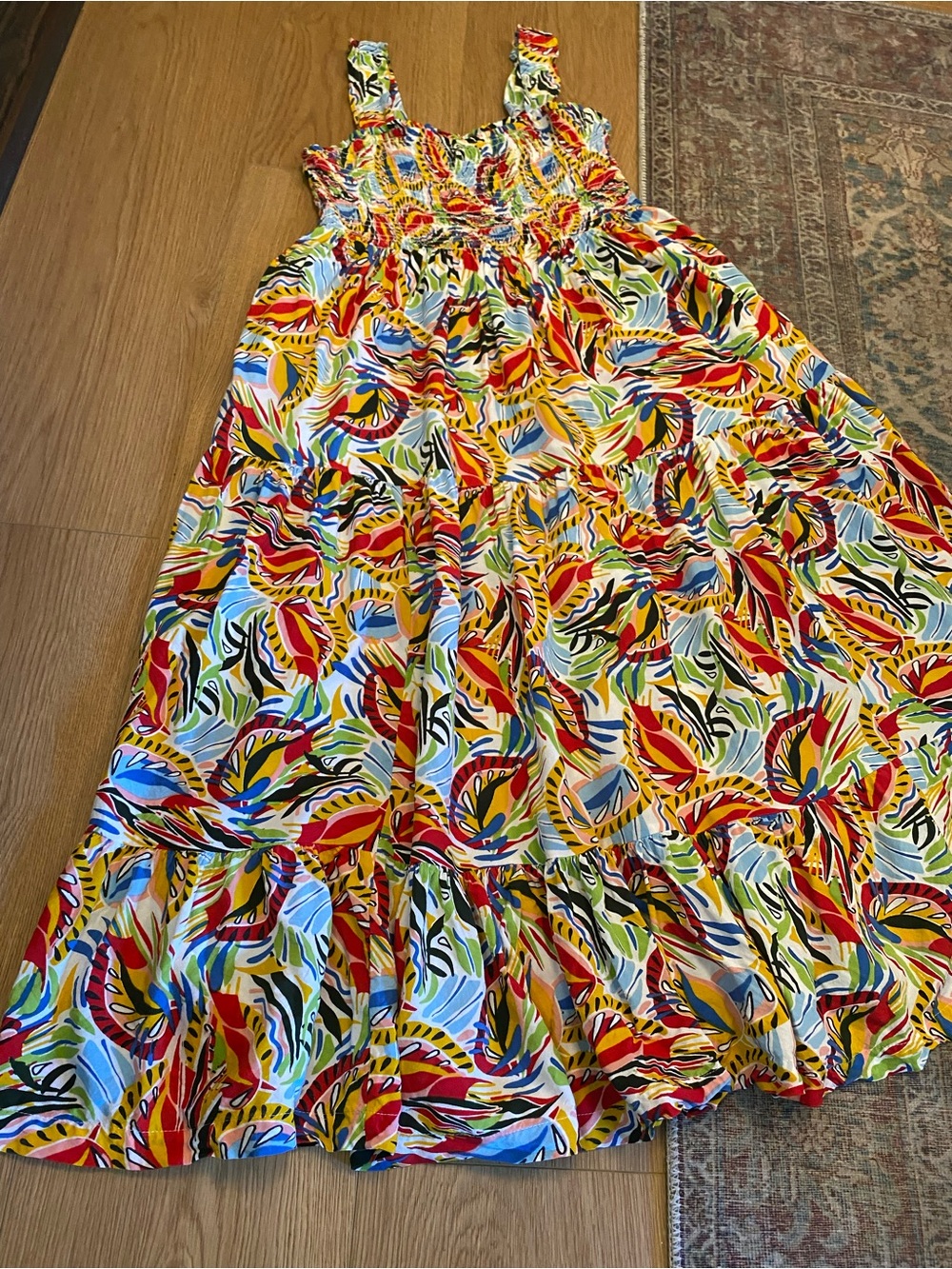 DD77 Tropical Print Smocked Tiered Pockets Maxi Dress Size Large Boho Resort - Picture 8 of 12